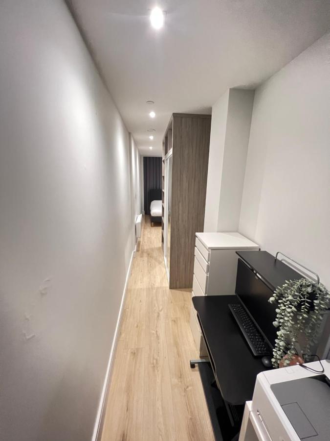 London Luxxe Suites & Apartments - London Heathrow Airport, Terminal 1 2 3 4 5 Hillingdon Dış mekan fotoğraf