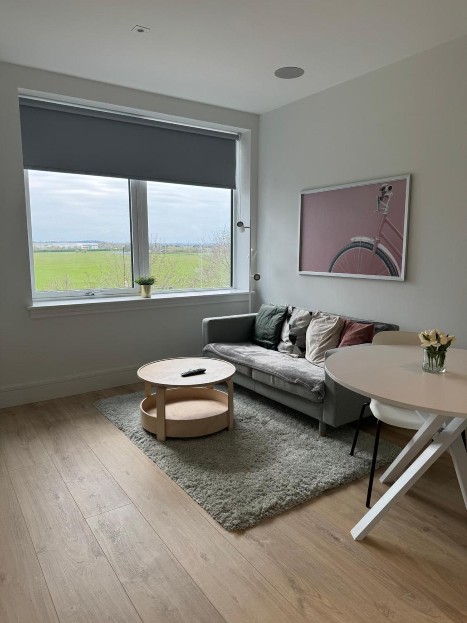 London Luxxe Suites & Apartments - London Heathrow Airport, Terminal 1 2 3 4 5 Hillingdon Dış mekan fotoğraf